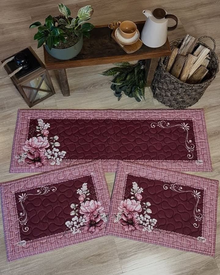 Jogo de tapetes Floral bordô